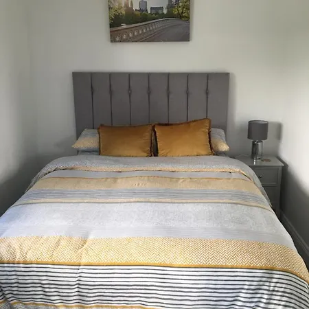 Lainy's Apartment